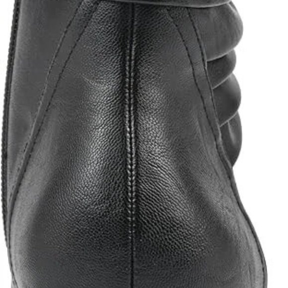 CLIFFS BY WHITE MOUNTAIN Women's Durbon Ankle Bootie, Black/Smooth Size 6 - Picture 4 of 6